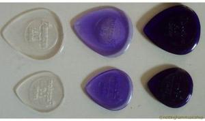 6 PASSION GRIP PLECTRUM PICKS